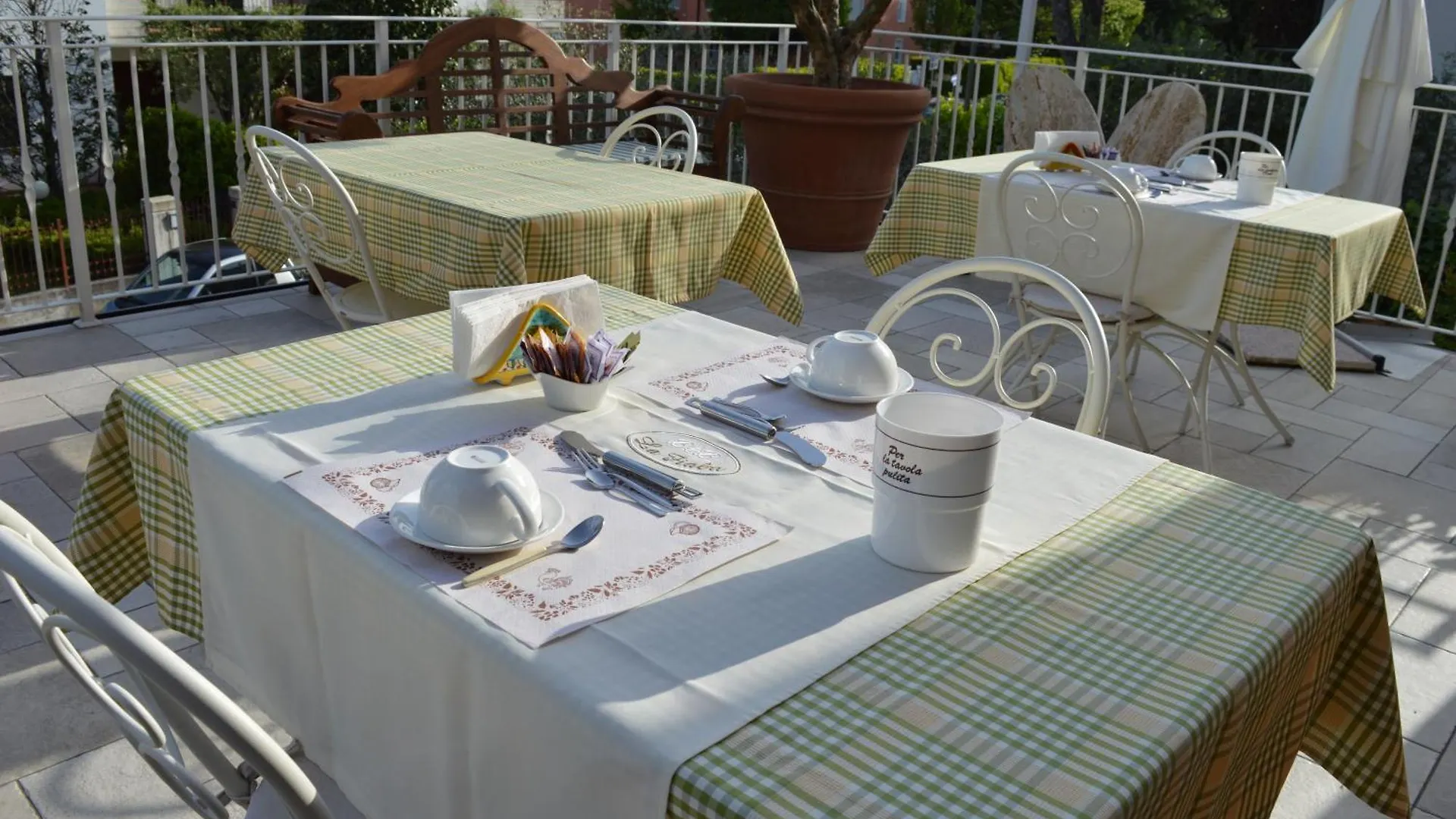 B&B La Fiaba Sirmione Oda ve Kahvaltı
